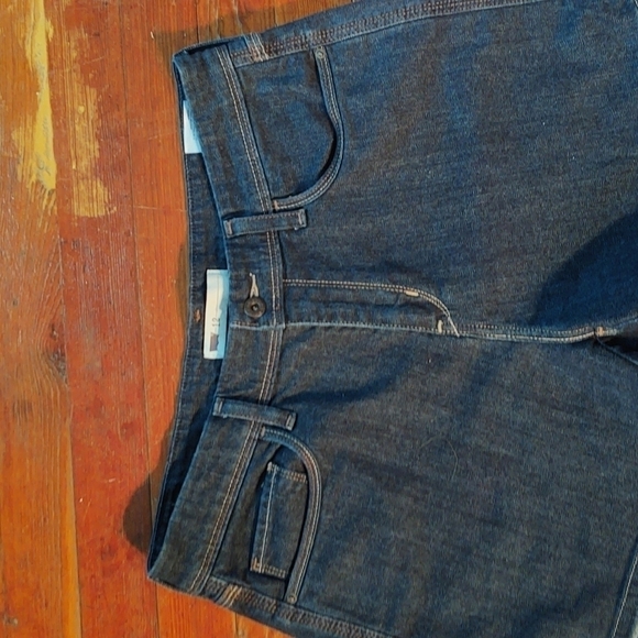 Levi's Dark Wash Jean Shorts Sz 12 - Picture 2 of 9